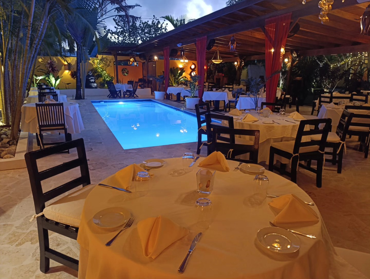 Bliss gallery image 4